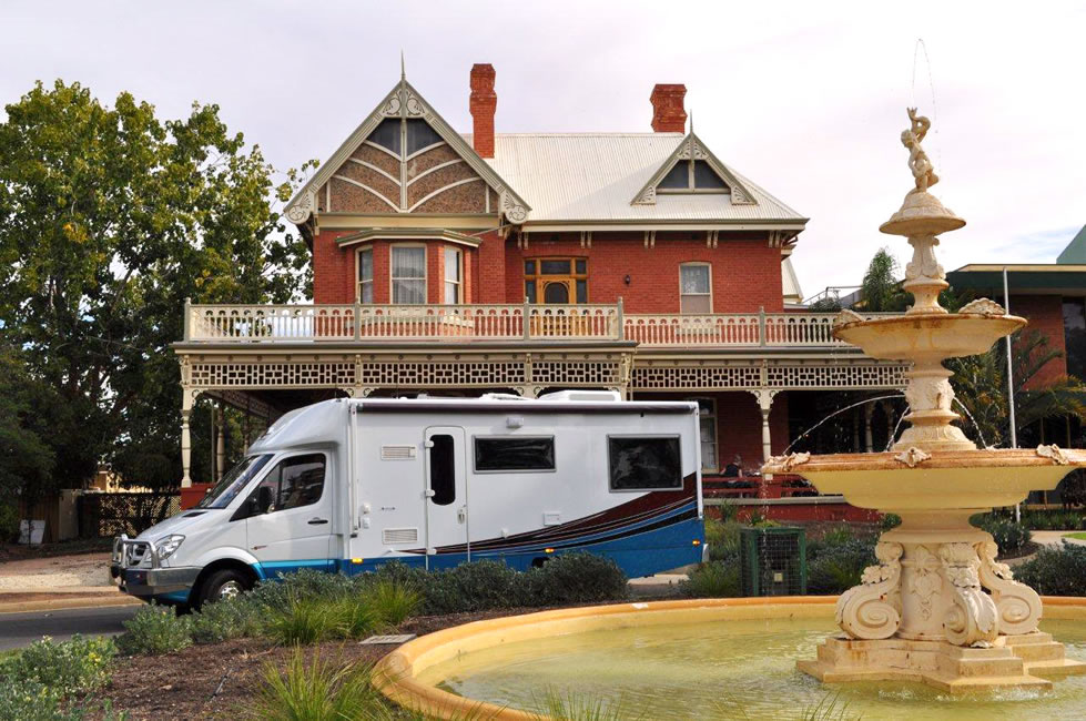 Wirraway 260 motorhome